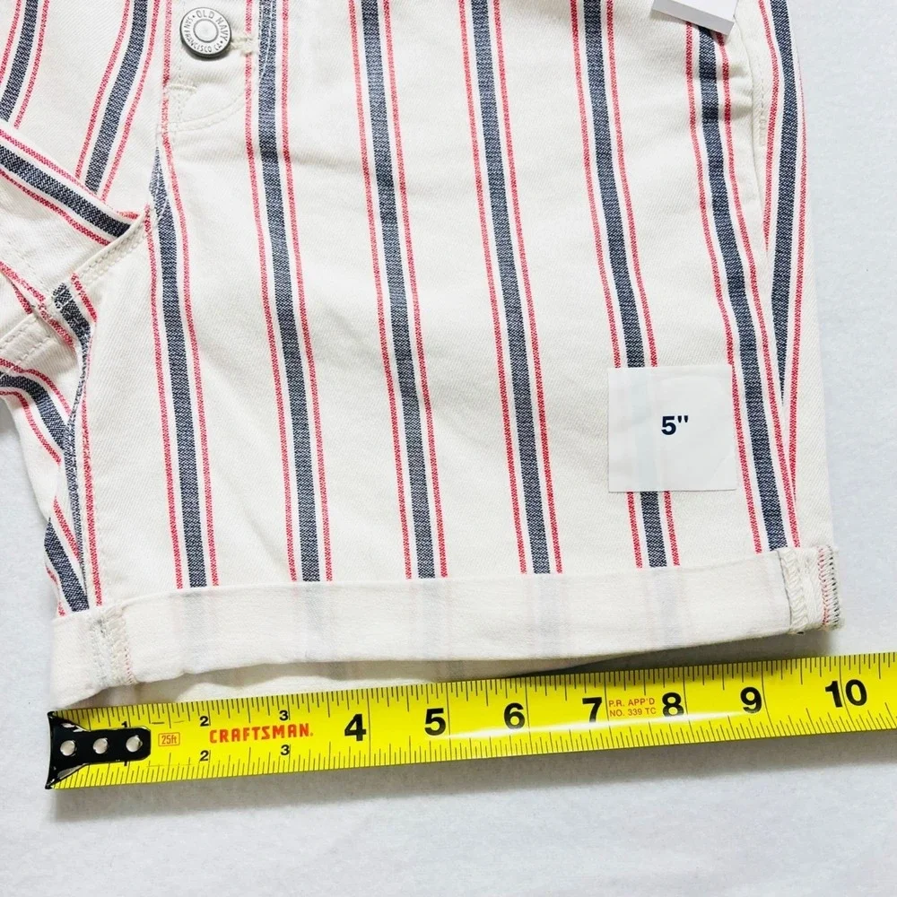 Old Navy Women's Shorts Size‎ 2 Striped Cream Navy Red Rolled Hem Button-Fly NWT